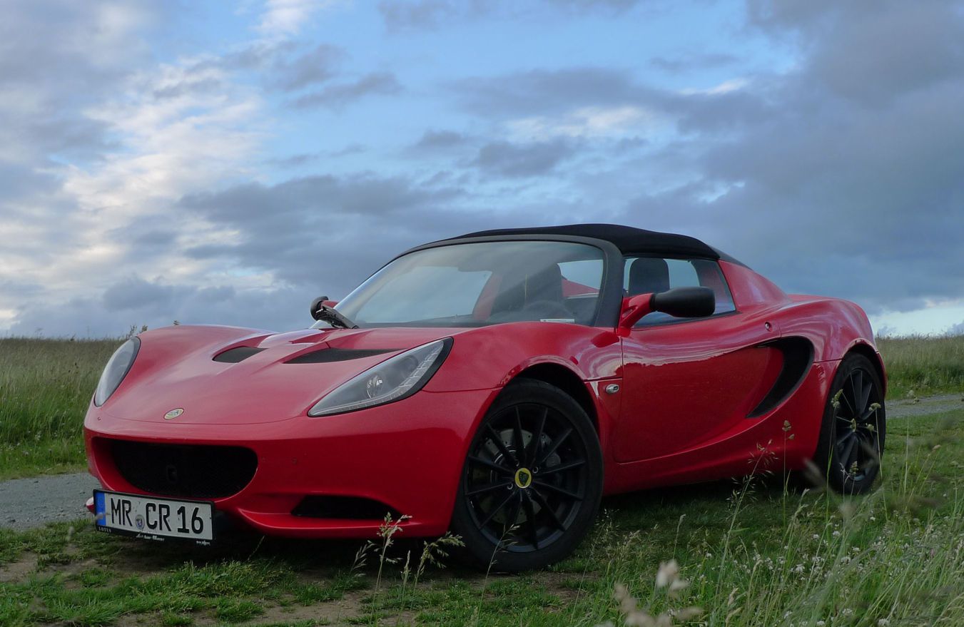 01 Elise CR Ardent Red