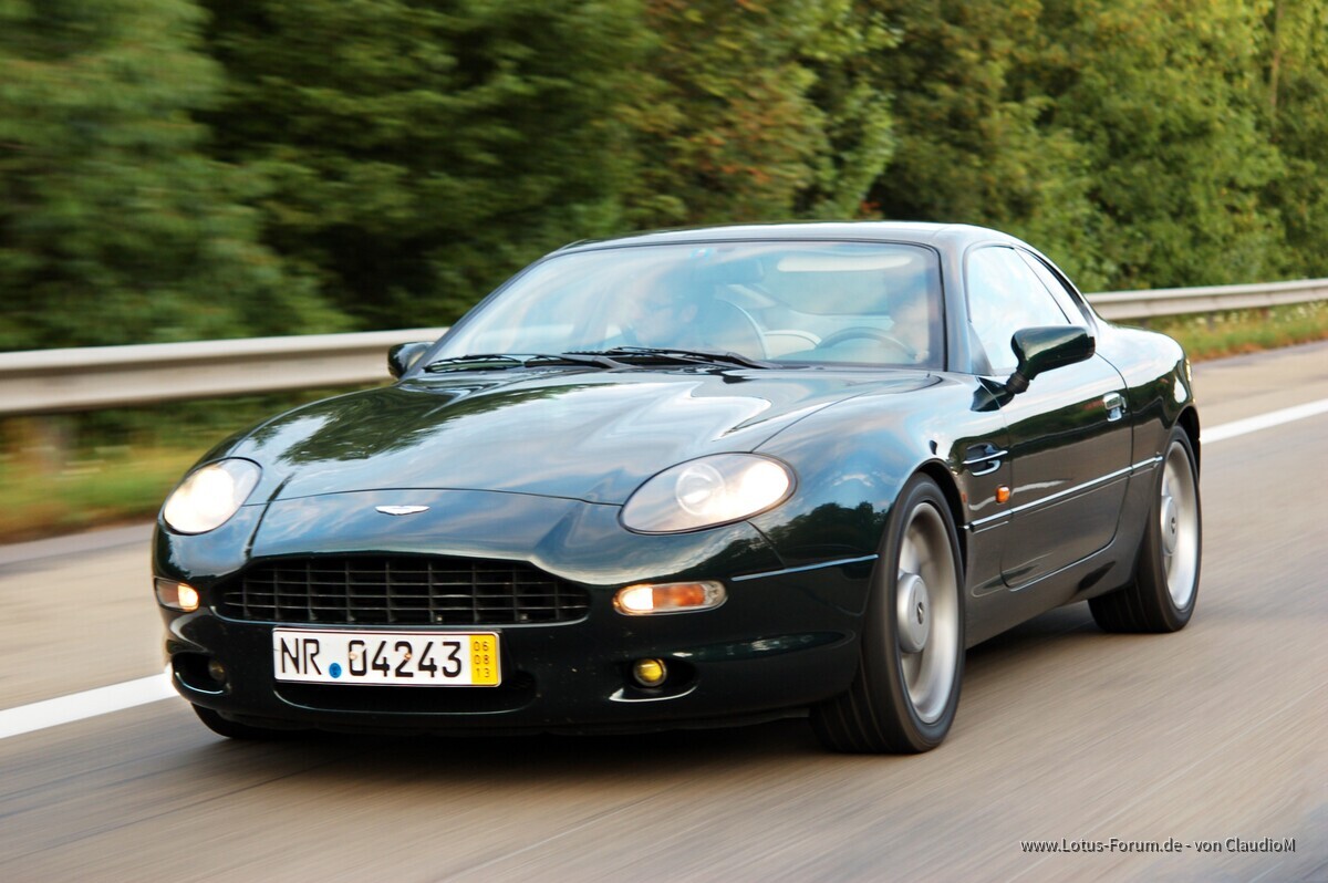 Aston DB7
